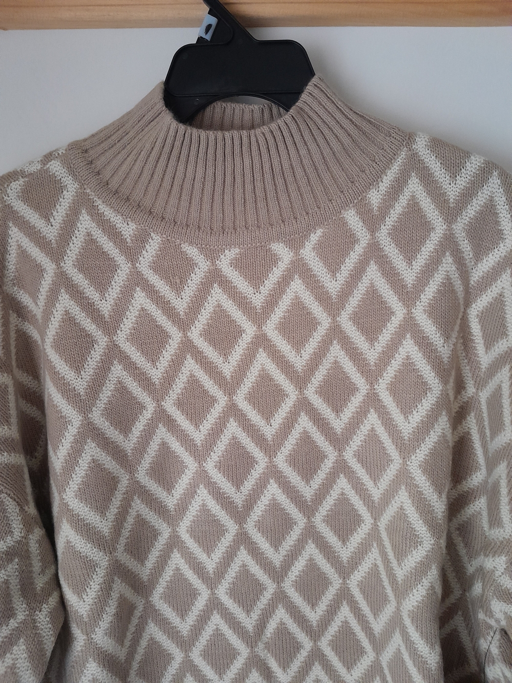 Vince Camuto Tan Diamond Pattern Turtleneck Sweater Large - Picture 10 of 12